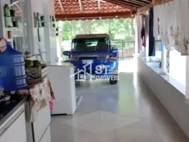 Casa com 600m² 3 quartos e 2 banheiros, à venda, no bairro Clube UVA em Andradas