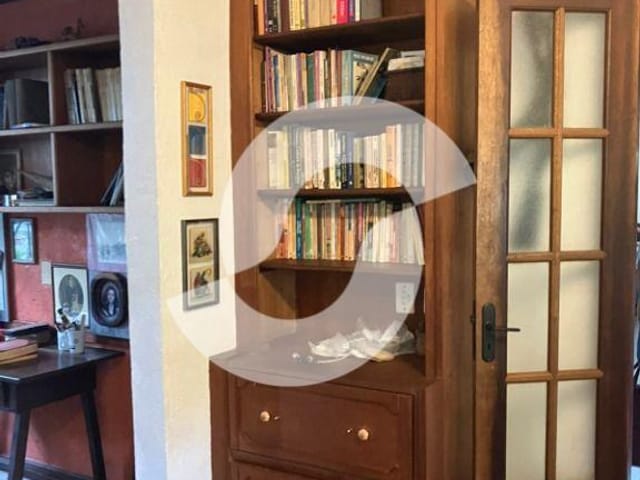 Foto do Casa - Casa com 3 dormitórios para alugar, 278 m² por R$ 5.427,64/mês - Sape - Niterói/RJ | SelfSpin