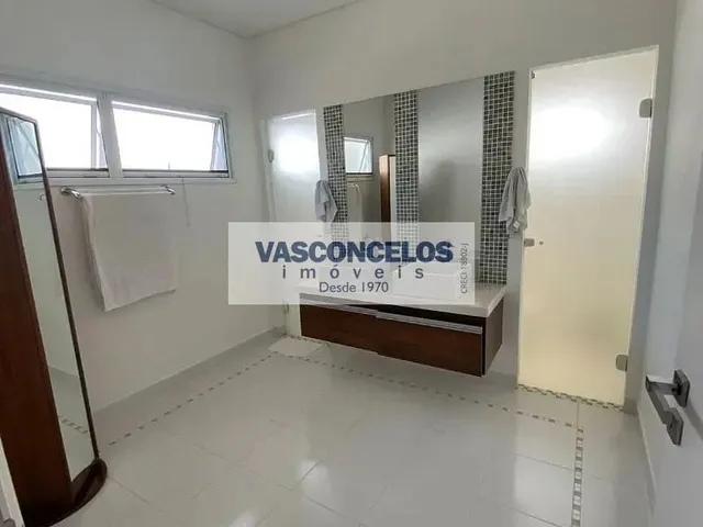 Casa com 560m² 4 quartos e 3 banheiros, à venda, no bairro Residencial Santa Helena em Caçapava