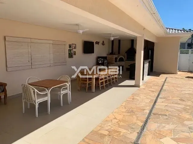 Casa 3 quartos e 5 banheiros, à venda, no bairro Medeiros em Jundiaí