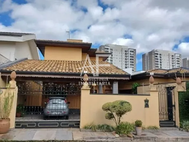 Casa com 360m² 3 quartos e 4 banheiros, à venda, no bairro Vila Jaboticabeira em Taubaté