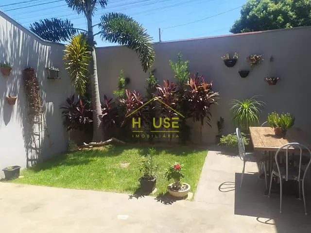 Casa com 275m² 3 quartos e 2 banheiros, à venda, no bairro Jardim Tropical em Bady Bassitt