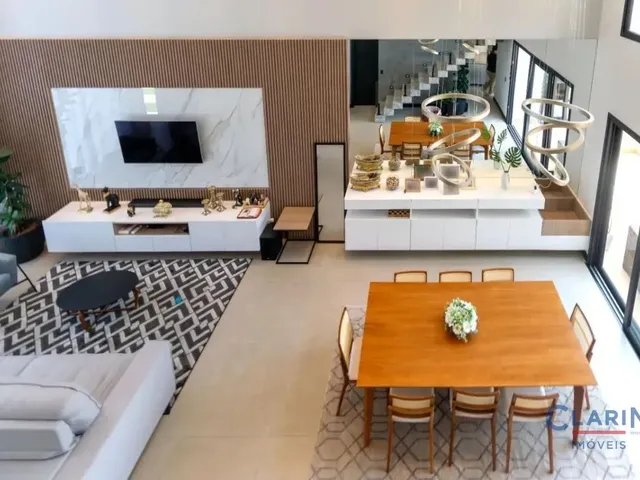 Casa 3 quartos e 7 banheiros, à venda, no bairro Vila Bancária em Campo Largo