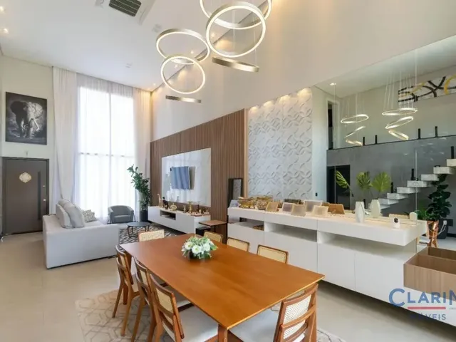 Casa 3 quartos e 7 banheiros, à venda, no bairro Vila Bancária em Campo Largo