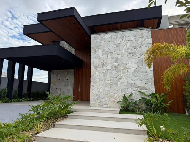 Casa com 355m² 3 quartos e 1 banheiro, à venda, no bairro Alameda das Cores Residencial em Sinop