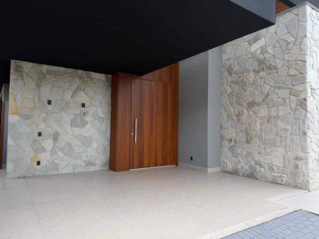 Casa com 355m² 3 quartos e 1 banheiro, à venda, no bairro Alameda das Cores Residencial em Sinop