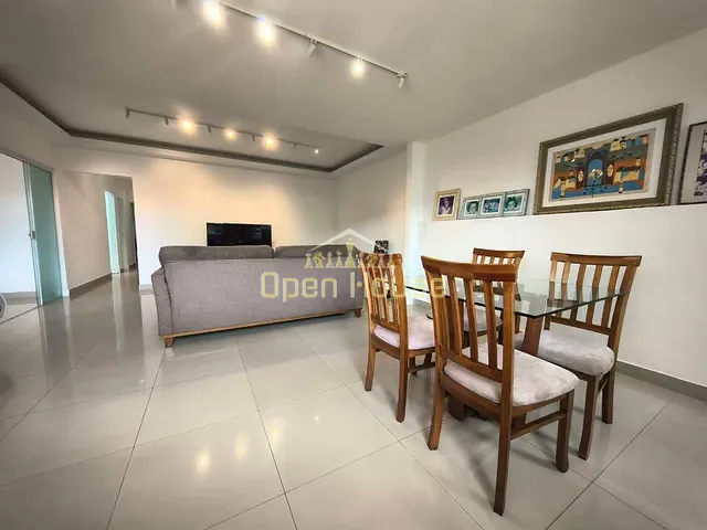 Casa com 371m² 4 quartos e 3 banheiros, à venda, no bairro Jardim Amália em Volta Redonda