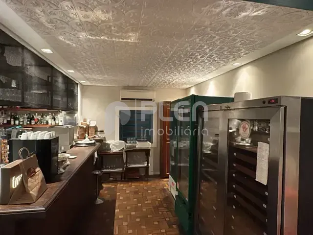 Casa à venda, no bairro Indianópolis em São Paulo