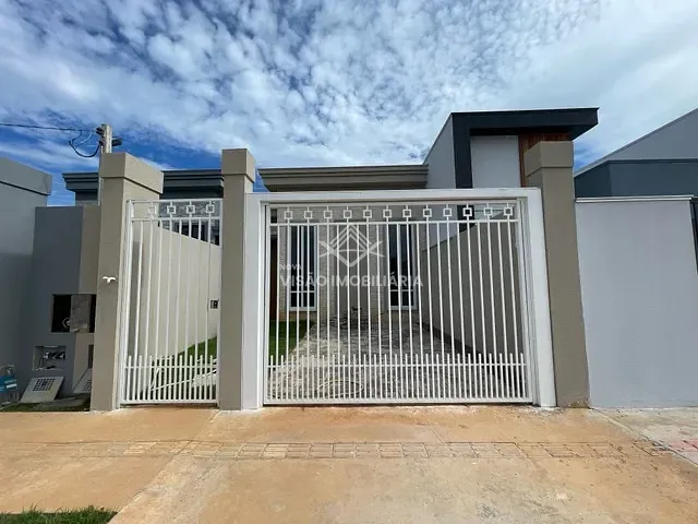 Casa com 150m² 3 quartos e 2 banheiros, à venda, no bairro Loteamento Residencial Santa Rosa em Sinop