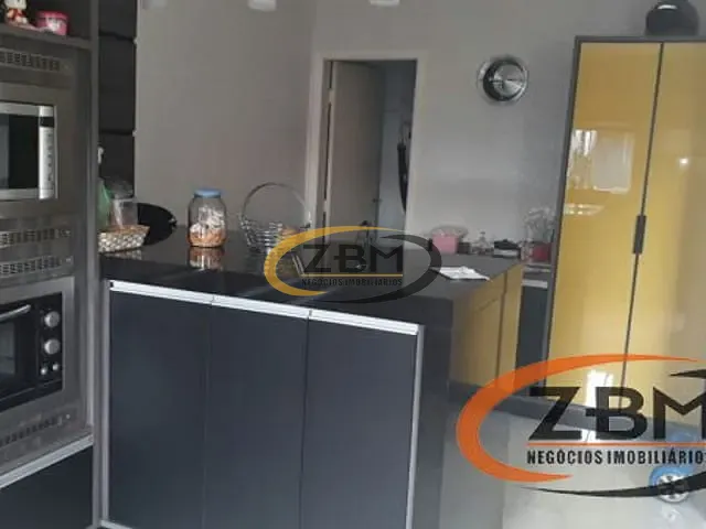 Casa com 300m² 3 quartos e 3 banheiros, à venda, no bairro Jardim São Tomás em Londrina