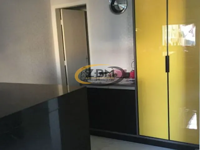 Casa com 300m² 3 quartos e 3 banheiros, à venda, no bairro Jardim São Tomás em Londrina