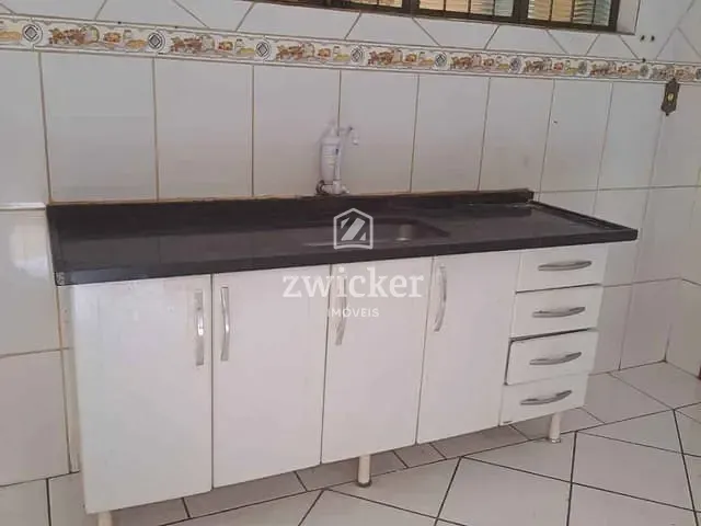 Casa com 200m² 3 quartos e 2 banheiros, à venda, no bairro Vila Jardim Celina em Bauru