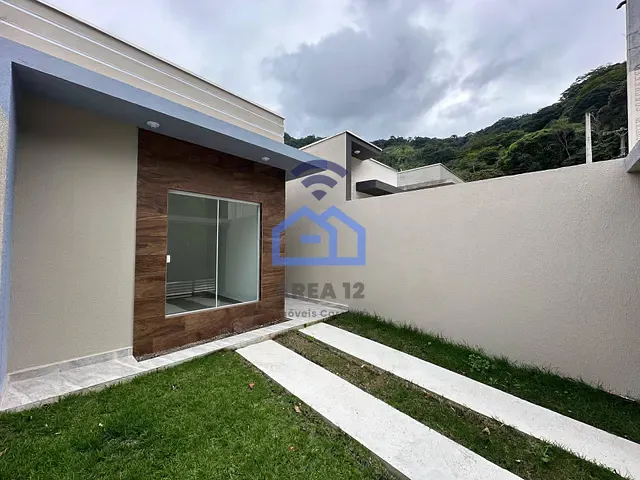 Casa com 125m² 2 quartos e 3 banheiros, à venda, no bairro Jardim Itaúna em Caraguatatuba