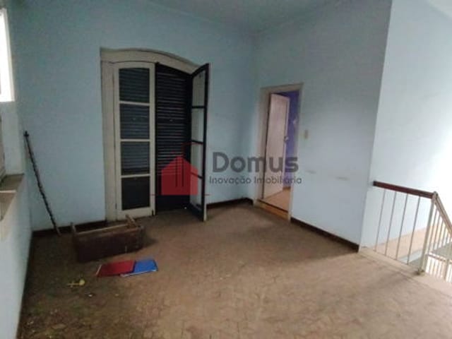 Casa com 354m², à venda, no bairro Centro em Pindamonhangaba
