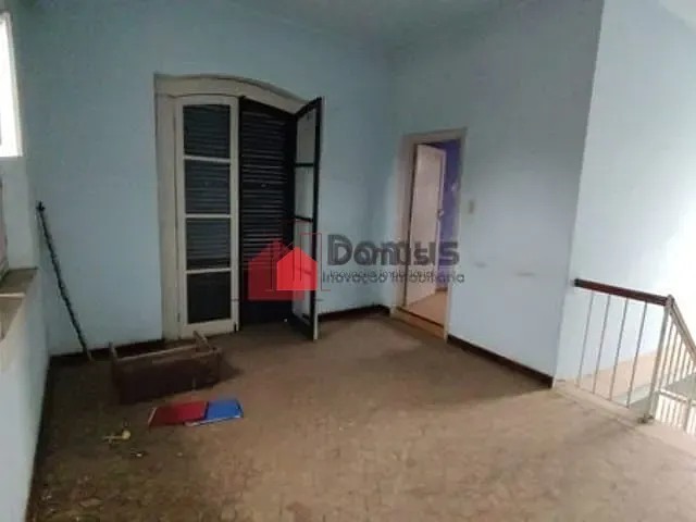 Casa com 354m², à venda, no bairro Centro em Pindamonhangaba