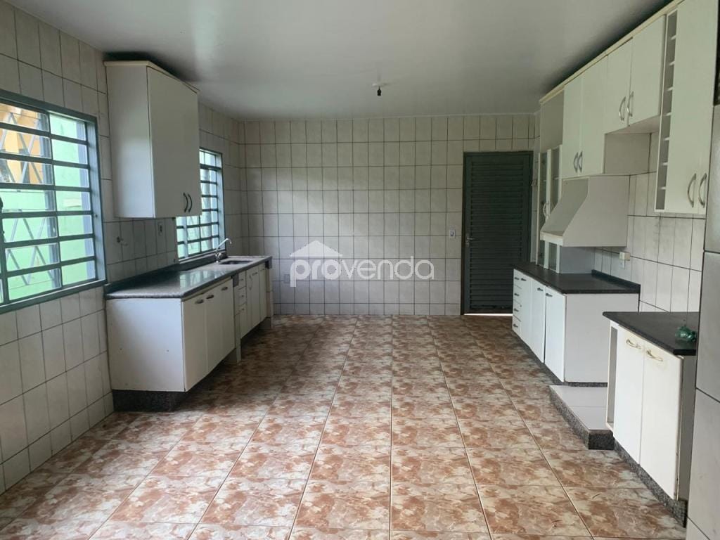 Casa, 4 quartos, 250 m² - Foto 5