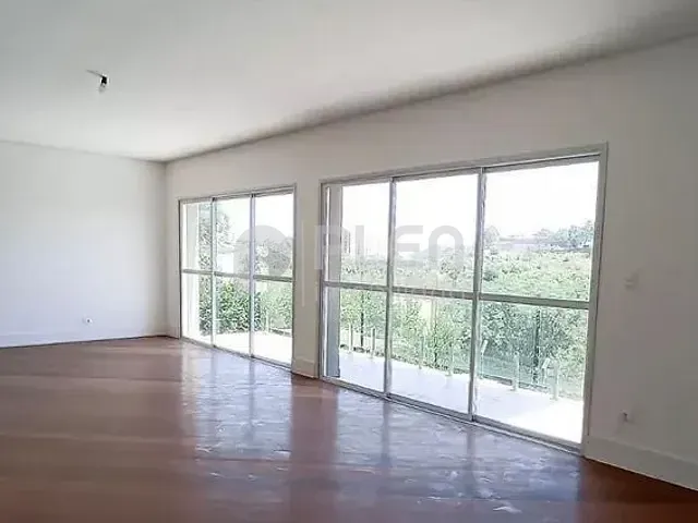 Casa 4 quartos e 6 banheiros, à venda, no bairro Alphaville em Santana de Parnaíba