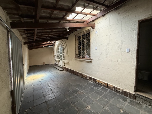 Casa à venda, no bairro Santo Agostinho em Belo Horizonte