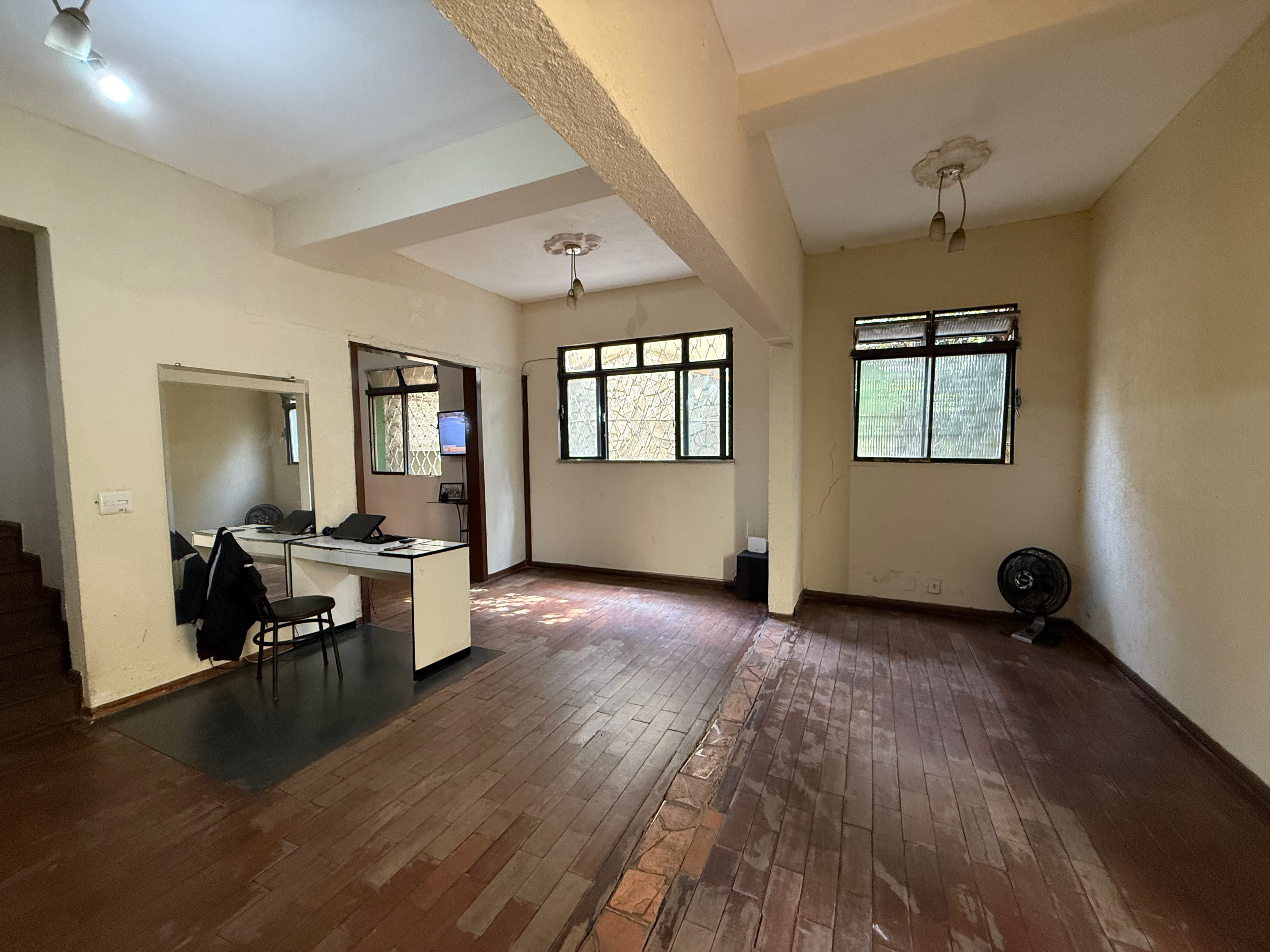 Casa, 1 quarto, 237 m² - Foto 6