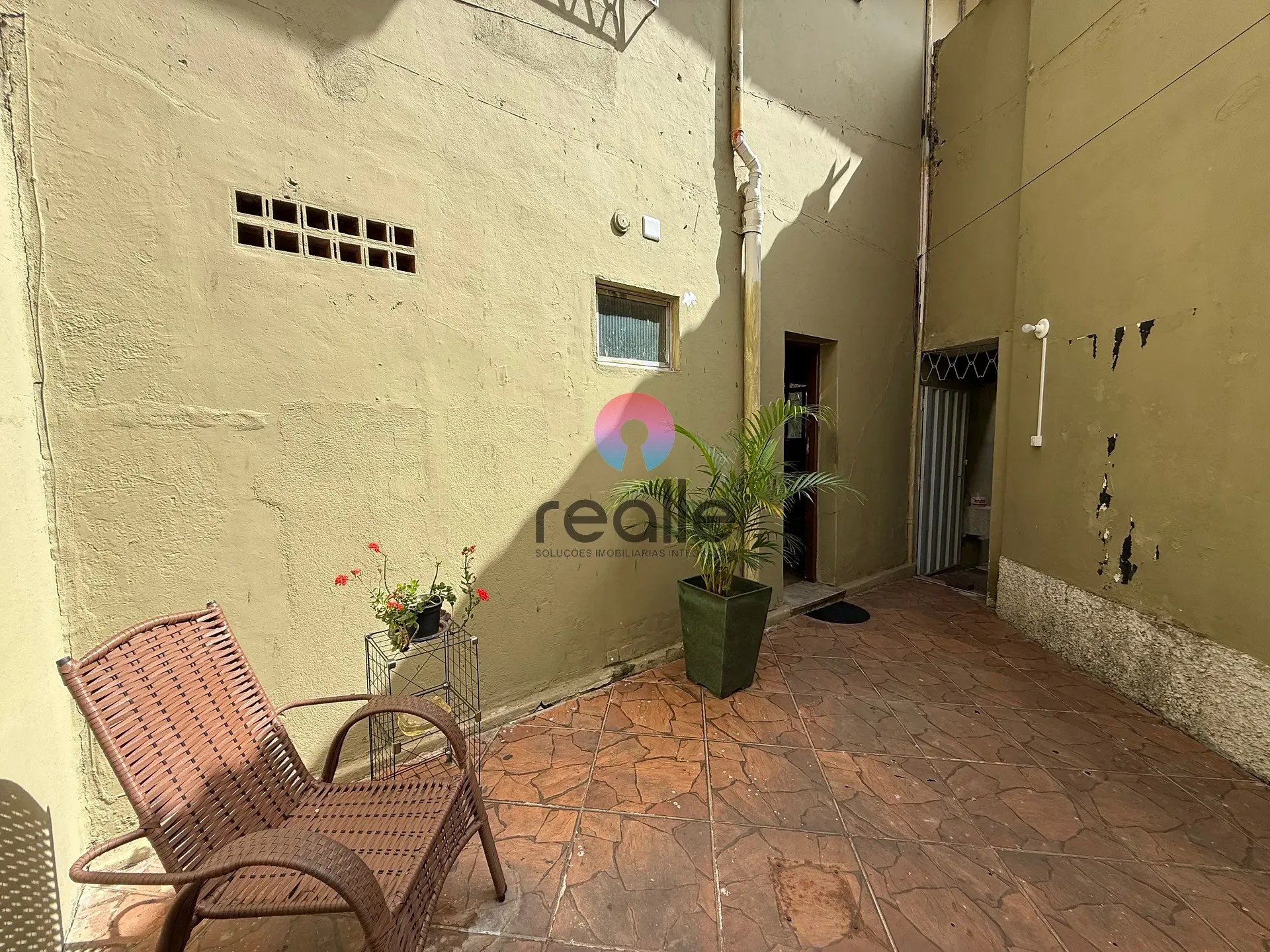 Casa, 1 quarto, 237 m² - Foto 32
