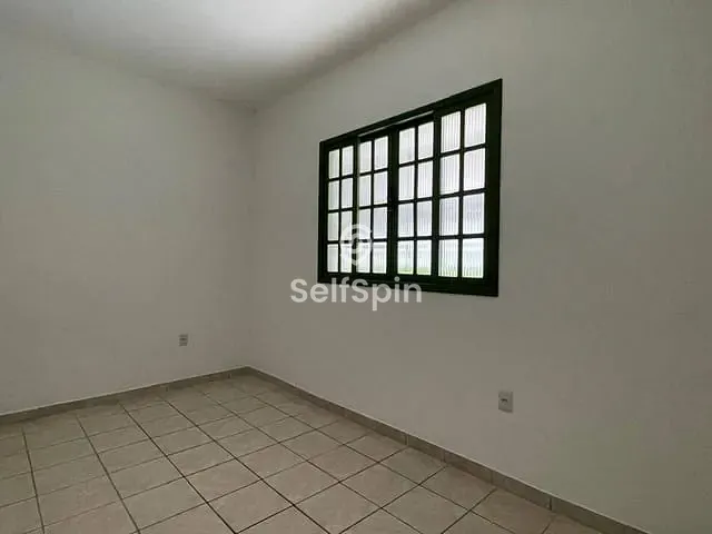 Casa com 50m² 2 quartos e 1 banheiro, para alugar, no bairro Piratininga em Niterói