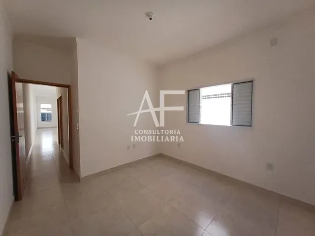 Casa com 138m² 2 quartos e 2 banheiros, à venda, no bairro Jardim Oásis em Taubaté