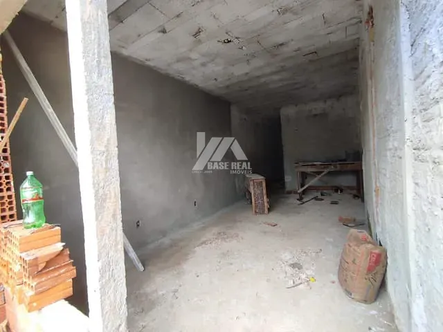 Casa com 140m² 3 quartos e 2 banheiros, à venda, no bairro Jardim Carvalho em Ponta Grossa
