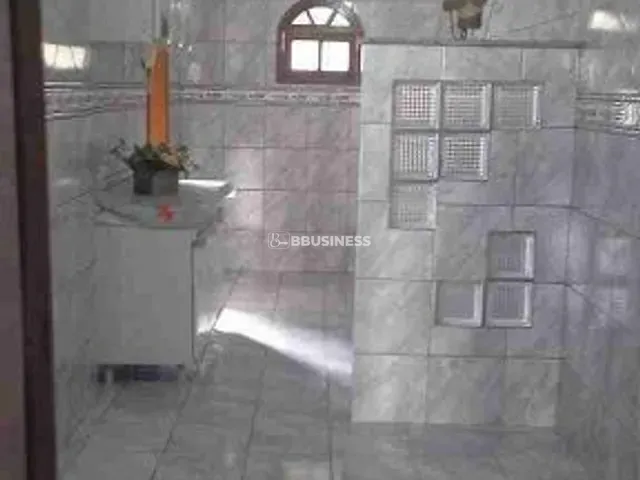Casa 3 quartos e 2 banheiros, à venda, no bairro Parque Leopoldina em Campos dos Goytacazes