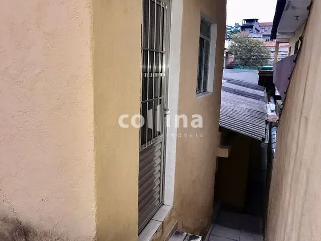Casa com 137m² 2 quartos e 1 banheiro, à venda, no bairro Vila Marcondes em Carapicuíba