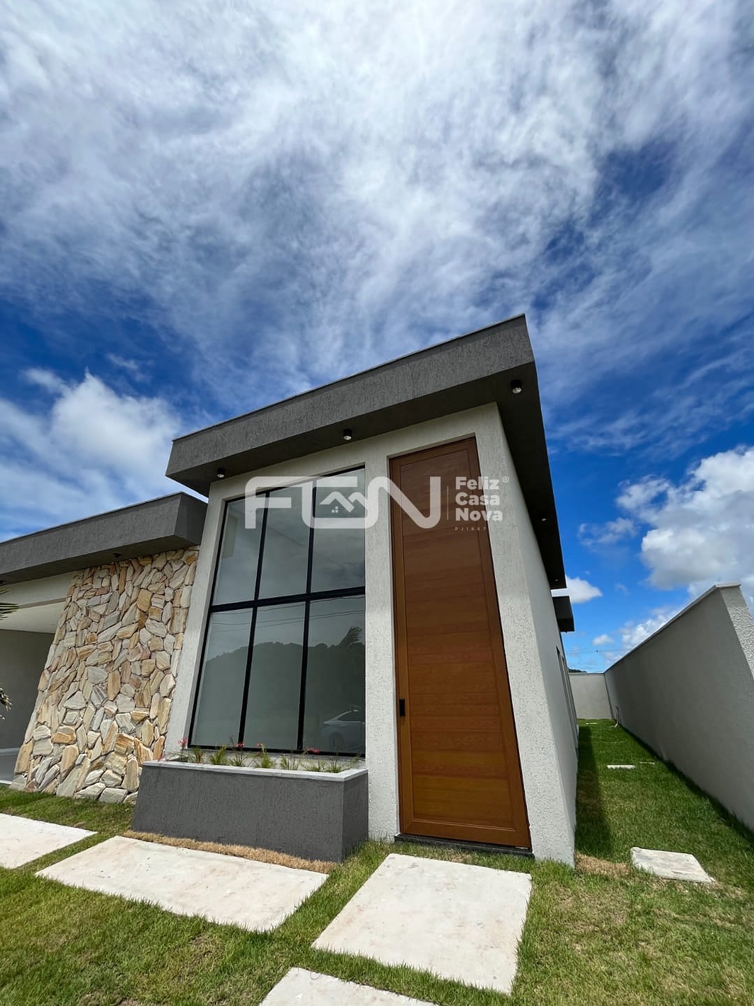 Casa à venda e aluguel com 3 quartos, 153m² - Foto 3