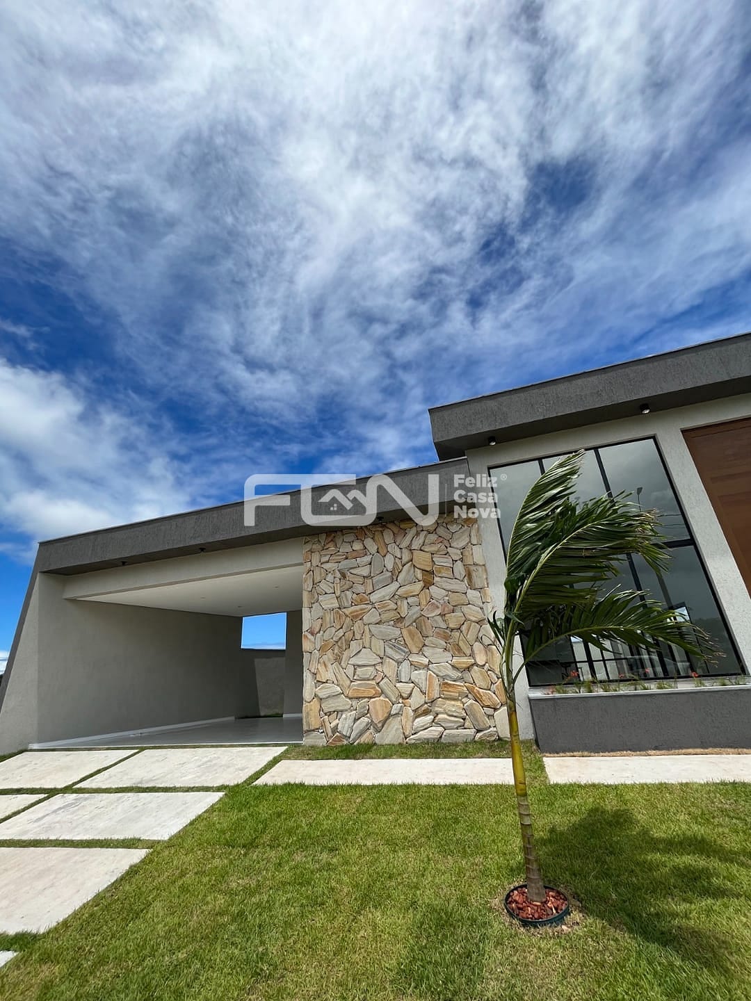 Casa à venda e aluguel com 3 quartos, 153m² - Foto 2