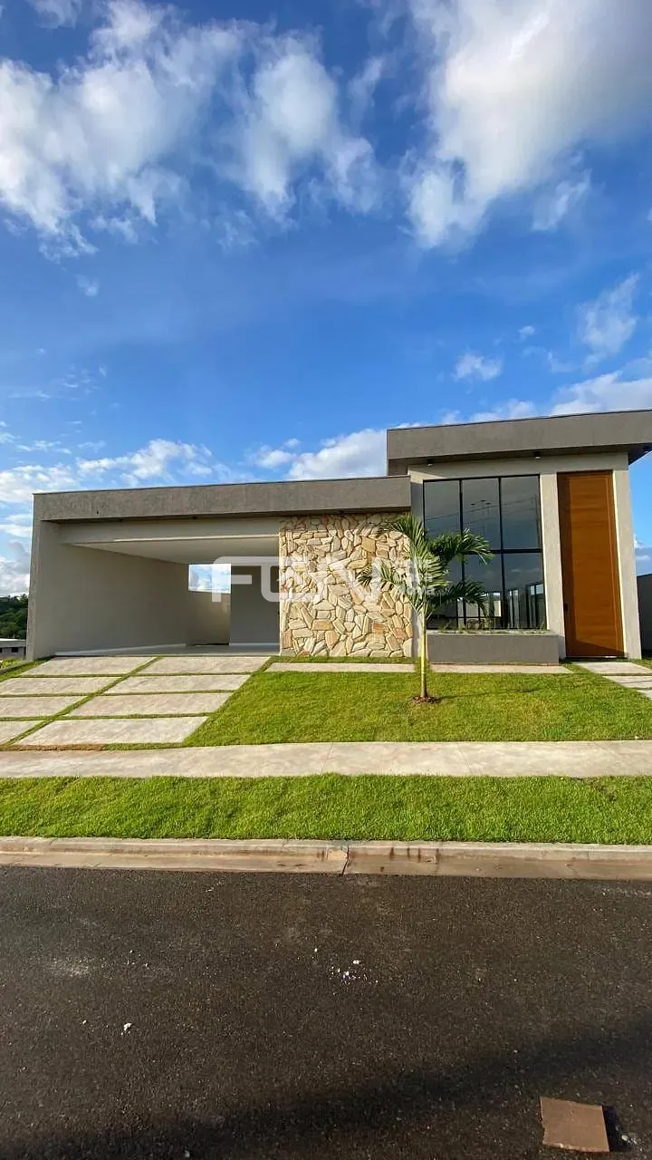 Casa, 3 quartos, 153 m² - Foto 1
