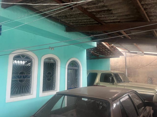 Casa com 250m² 2 quartos e 1 banheiro, à venda, no bairro Cidade Satélite Íris em Campinas