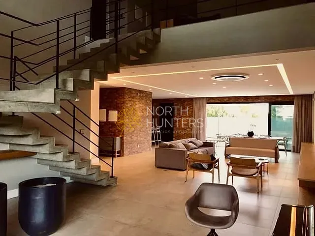 Casa com 450m² 5 quartos e 6 banheiros, à venda, no bairro Jurerê Internacional em Florianópolis