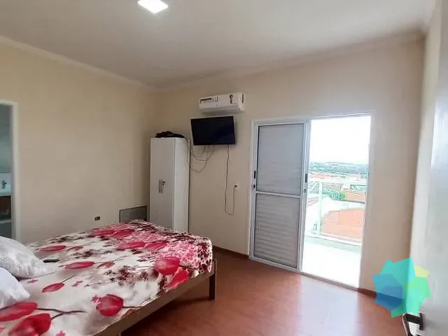 Casa com 195m² 3 quartos e 2 banheiros, à venda, no bairro Jardim Celani em Salto