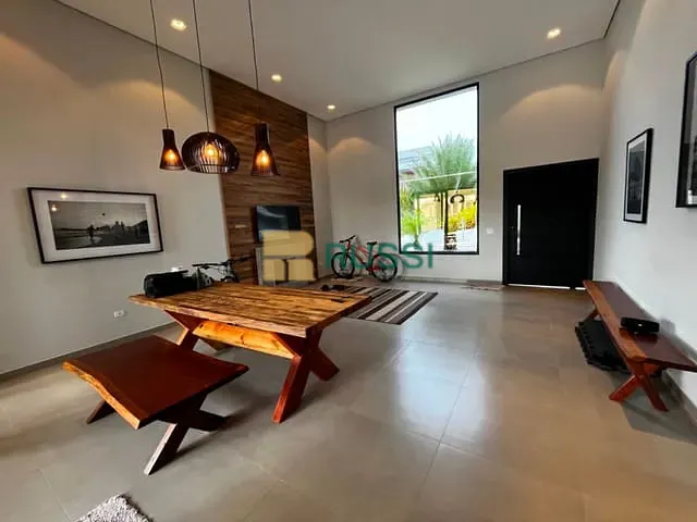 Casa com 400m² 4 quartos e 5 banheiros, à venda, no bairro Urbanova em São José dos Campos
