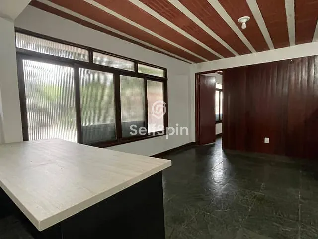 Casa com 50m² 1 quarto e 1 banheiro, para alugar, no bairro Piratininga em Niterói