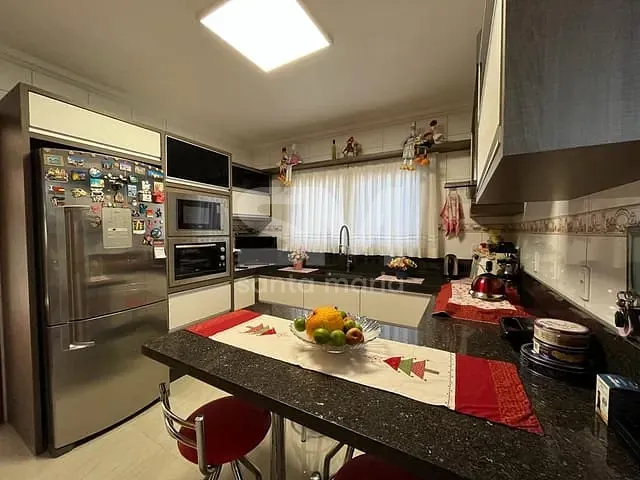 Casa com 366m², à venda, no bairro Walville  em Chapecó