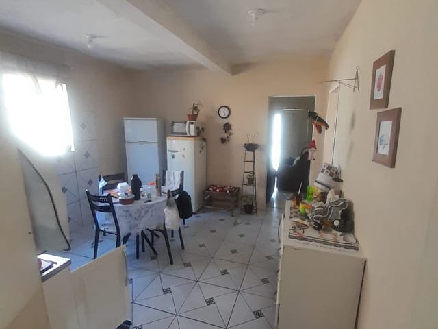 Casa com 300m² 2 quartos e 1 banheiro, à venda, no bairro Areal em Pelotas
