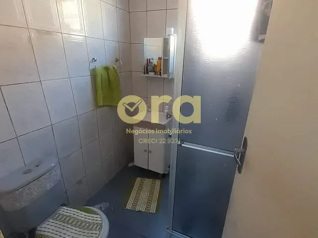 Casa com 300m² 2 quartos e 1 banheiro, à venda, no bairro Areal em Pelotas