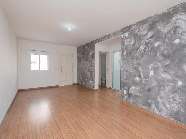Casa com 175m² 2 quartos e 2 banheiros, à venda, no bairro Areal em Pelotas
