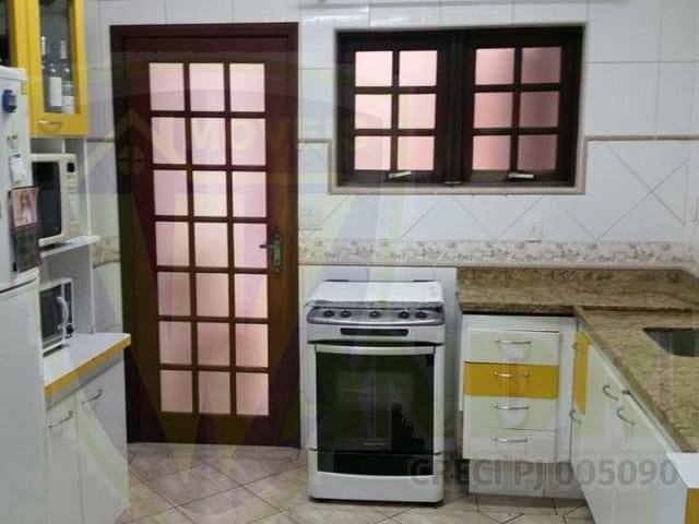 Casa com 250m², à venda, no bairro Morbidelli em Extrema