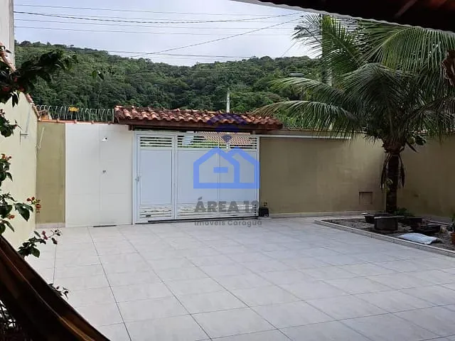 Casa com 300m² 4 quartos e 4 banheiros, à venda, no bairro Massaguaçu em Caraguatatuba