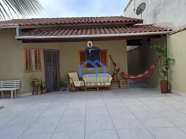 Casa com 300m² 4 quartos e 4 banheiros, à venda, no bairro Massaguaçu em Caraguatatuba
