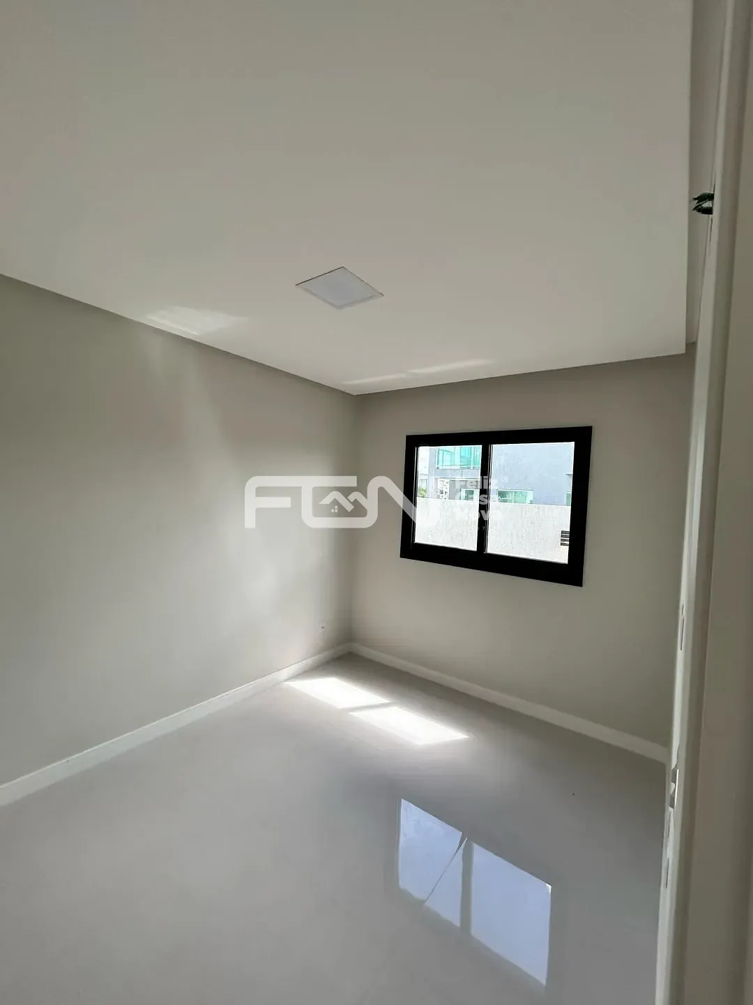 Casa, 4 quartos, 240 m² - Foto 6