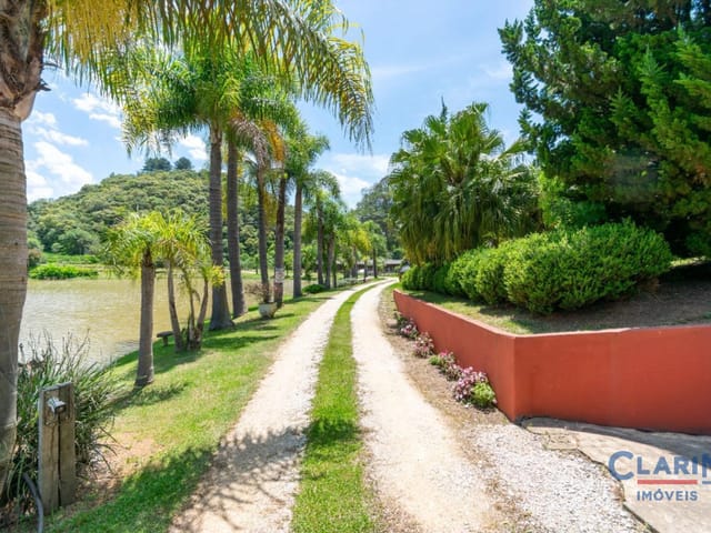 Casa à venda, no bairro Bateias em Campo Magro