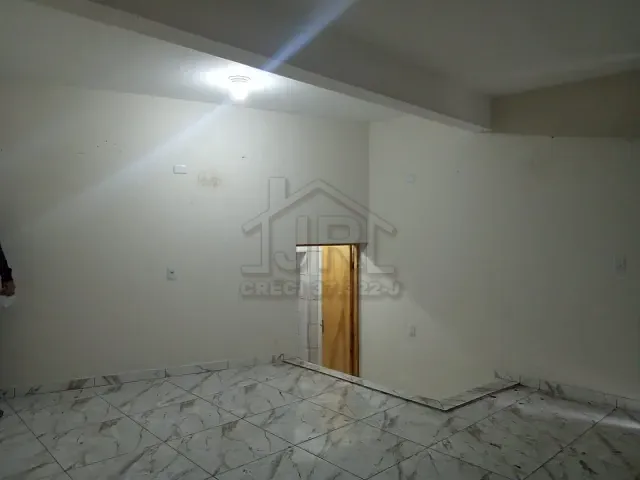 Casa 1 quarto e 1 banheiro, para alugar, no bairro Jardim Zaira em Mauá