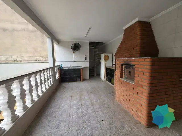 Casa com 250m² 3 quartos e 3 banheiros, para alugar, no bairro Loteamento Terras de São Pedro e São Paulo em Salto