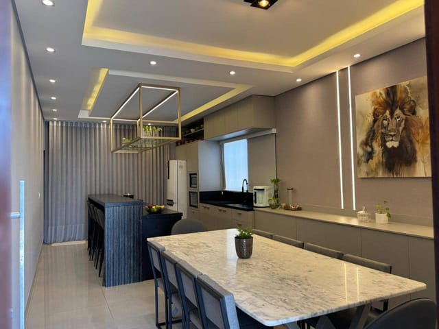 Casa com 360m² 3 quartos e 1 banheiro, à venda, no bairro Residencial Paris em Sinop