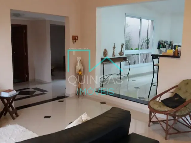 Casa com 1010m² 3 quartos e 3 banheiros, à venda, no bairro Jardim Tereza Cristina em Jundiaí